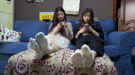 【KM摄影】1080P-307 亚丽和她的闺蜜展示原味棉袜