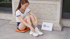 【袜啵啵】NO.028 小米-运动鞋、白棉袜、裸足