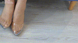 【袜啵啵】NO.116 小淳-两双高跟鞋、肉丝、裸足封面图