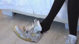 【袜啵啵】NO.130 稚予-两双穿脏篮球鞋、厚黑丝