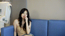 【袜啵啵】NO.275 小甜豆-高跟鞋、板鞋、单腿黑丝、单腿白棉袜、裸足