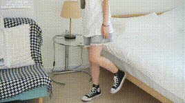 【袜啵啵】NO.331 甜甜圈-板鞋、白棉袜、裸足（花絮版）