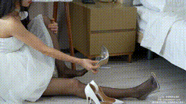 【袜啵啵】NO.478 芝士 两双高跟鞋、黑丝（脚尖微加固款）、红丝（花絮版）