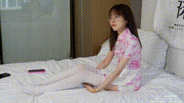 【袜啵啵】NO.451 稚予 旗袍、高跟鞋、白色过膝厚白丝（花絮版）