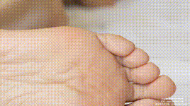 【袜啵啵】NO.567 香菜 高跟鞋、薄肉丝（脚尖透明款）、裸足、视频超近景为主