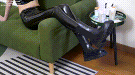 【袜啵啵】NO.609 小甜豆 短靴、薄黑丝、皮衣皮裤裤里丝、裸足