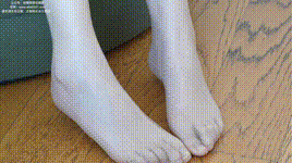 【袜啵啵】NO.592 小甜豆 高跟鞋、高跟凉鞋、油亮薄肉丝（脚尖透明款）、油亮薄黑丝（脚尖透明款）、裸足、裸足拓印脚印剧情