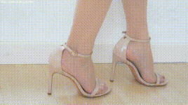 【物恋传媒】2K NO.2526 南南 三双高跟鞋、薄肉丝、裸足