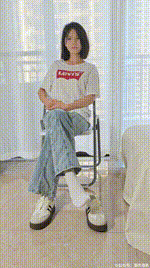 【凝思摄影】NO.035 小睿 T恤、短白袜、平底鞋