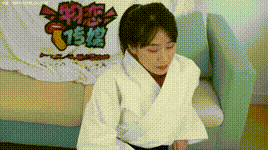 【物恋传媒】NO.2552 菜菜 人字拖、黑色踩脚裤袜、裸足、纯白棉袜