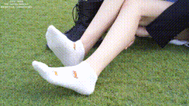 【袜啵啵】1080P-NO.010 小甜豆-马丁靴、白色短棉袜、裸足