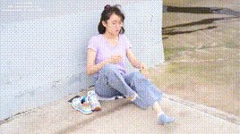 【袜啵啵】1080P-NO.020 熊熊-NB运动鞋、蓝色短棉袜（踩脏）、裸足