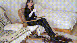 【袜啵啵 】1080P-NO.041 小甜豆-高跟长靴、黑色踩脚裤、肉丝封面图