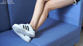 【袜啵啵】1080P-NO.189 小甜豆-贝壳头板鞋、白棉袜、裸足封面图