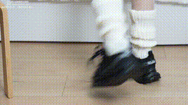 【袜啵啵】1080P-NO.376 甜甜圈-运动鞋、堆堆袜套、白丝（花絮版）封面图