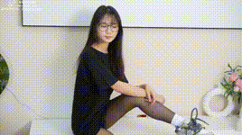 【袜啵啵】1080P-NO.418 甜甜圈-板鞋、白棉袜、波点黑丝（脚尖透明款）（花絮版）封面图