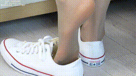 【袜啵啵】1080P-NO.392 雪糕-板鞋、灰丝（超长花絮版）封面图