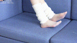 【袜啵啵】1080P-NO.305 小甜豆-运动鞋、人字拖、袜套、油亮白丝