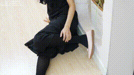 【袜啵啵】1080P-NO.511 奶油-平底鞋、厚黑丝、做瑜伽动作时老头乐挠脚剧情（超长花絮版）封面图