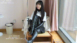 【袜啵啵】1080P-NO.499 甜甜圈 高跟长靴、踩脚裤、厚黑丝五指袜、黑皮手套、裤里丝（花絮版）封面图