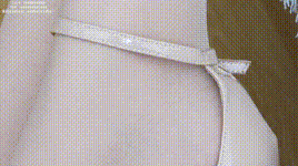 【袜啵啵】1080P-NO.526 焦糖 三双高跟鞋、薄肉丝（脚尖透明款）、裸足（红色美甲）（花絮版）封面图