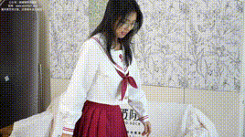 【袜啵啵】1080P-NO.545 奶油 白色马丁靴、厚白丝、jk制服、瑜伽动作时用老头乐挠脚剧情封面图