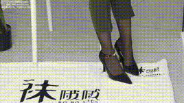 【袜啵啵】1080P-NO.519 小甜豆 高跟鞋、薄黑丝（脚尖加固款）、裸足、ol制服、裤里丝（花絮版）封面图