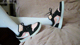 【袜啵啵】1080P-NO.504 小甜豆-板鞋、厚白丝（花絮版）封面图