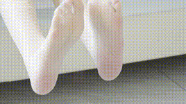 【袜啵啵】1080P-NO.543 小甜豆 高跟鞋、油亮淡蓝丝（脚尖透明款）、腰丝（花絮版）封面图