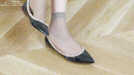 【袜啵啵】1080P-NO.640 小甜豆 平底鞋、透明高跟鞋、短灰丝、薄灰丝咖丝、撕丝袜剧情封面图