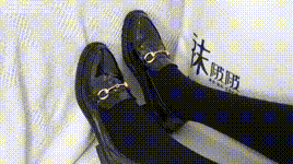 【袜啵啵】1080P-NO.653 小甜豆 皮鞋、厚黑丝、瑜伽动作封面图