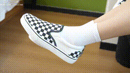 【袜啵啵】1080P-NO.599 香菜 帆布鞋、白棉袜、薄肉丝封面图